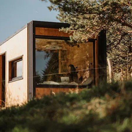 Refuge Panoramique En Haute-loire Casa de Férias Saint-Julien-Molhesabate
