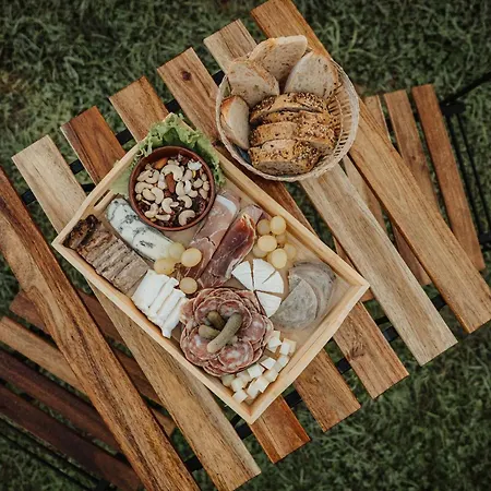 Refuge Panoramique En Haute-loire * Saint-Julien-Molhesabate